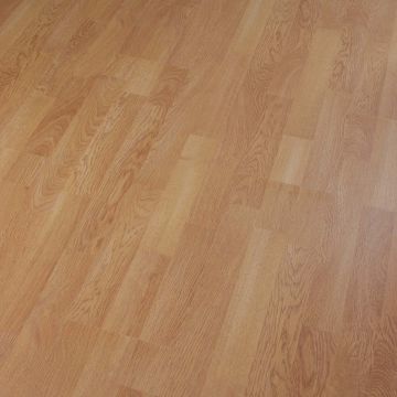 EGGER Oak 3 Strip Laminate (2.74m²)