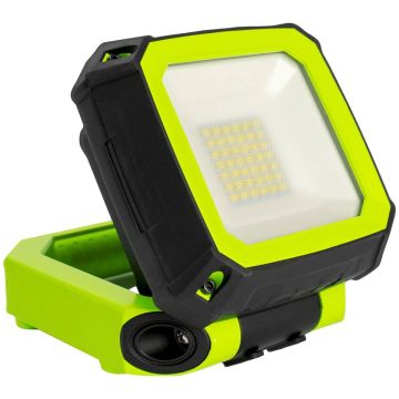 Luceco Compact Magnetic USB Work Light 750lm