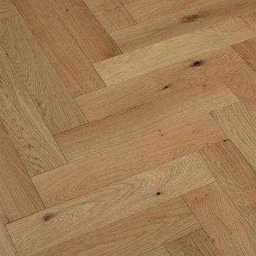 Natural Oak Engineered Herringbone Brushed Lacquered (1.944m²)